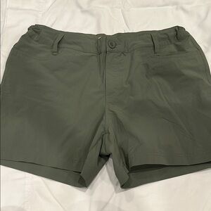 Ascend Green Cargo Shorts Relaxed Fit